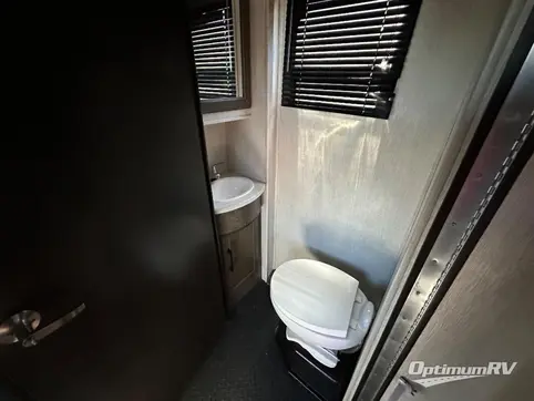 2020 Heartland Cyclone 4101KING RV Photo 4