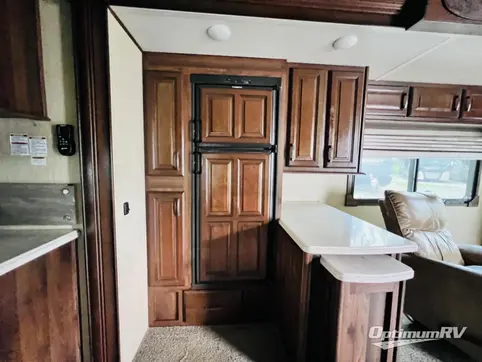 2018 Palomino Columbus F340RK RV Photo 3