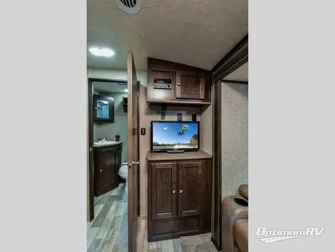2017 Cruiser Shadow Cruiser S-195WBS RV Photo 4
