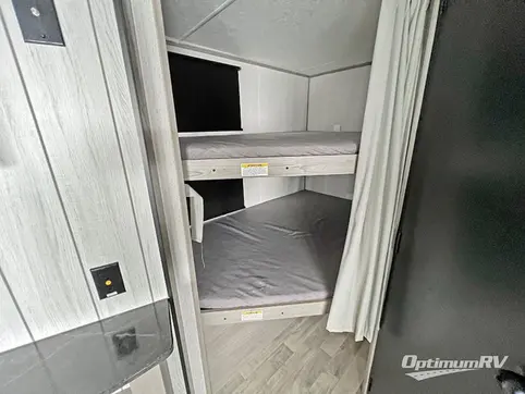 2023 Dutchmen Kodiak SE 27SBH RV Photo 4
