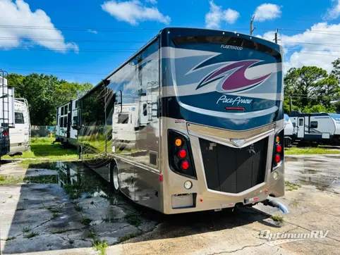 2019 Fleetwood Pace Arrow 36U RV Photo 3