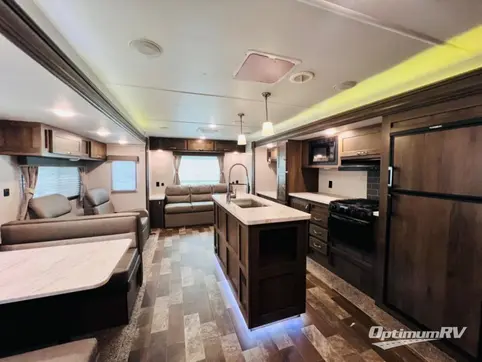 2020 East To West Silver Lake 29K2S RV Photo 2