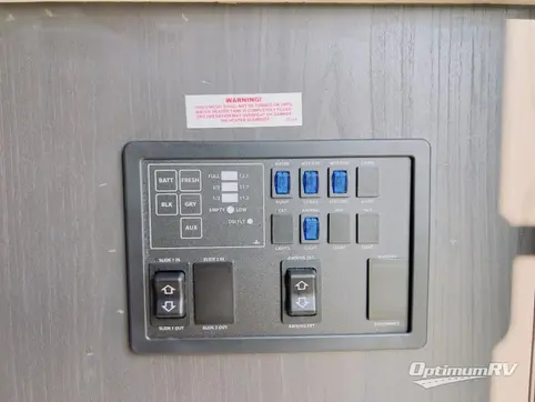 2025 Heartland North Trail 26RLX RV Photo 4