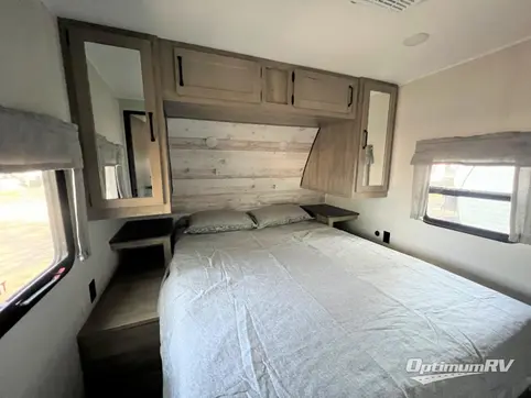 2023 Palomino Puma 28BHSS RV Photo 2