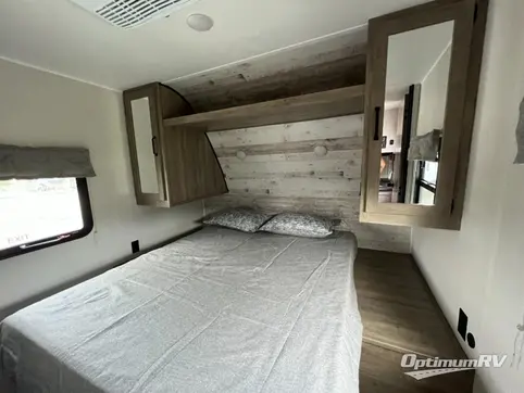 2023 Palomino Puma XLE Lite 31BHSC RV Photo 3