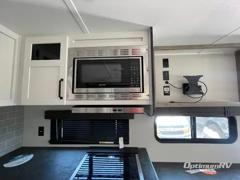 2023 Palomino Puma 29RDBS RV Photo 4
