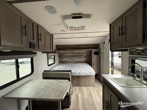 2022 Gulf Stream Ameri-Lite Super Lite 199DD RV Photo 4