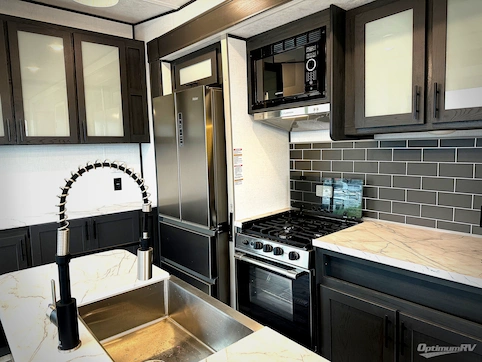 2024 Dutchmen Aspen Trail 390LOFT RV Photo 2