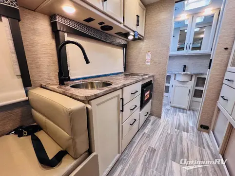 2023 Thor Vegas 24.3 RV Photo 3