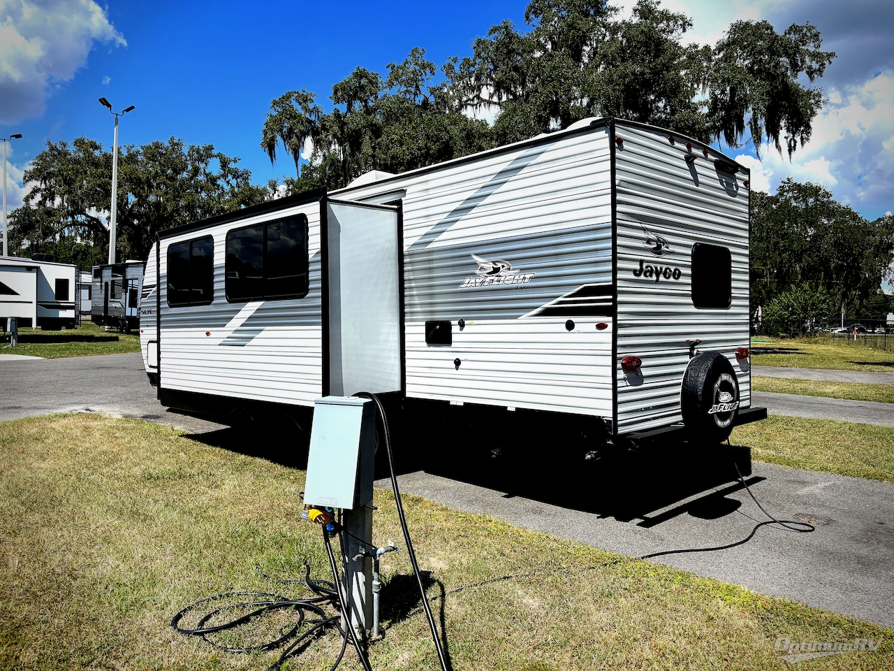 2025 Jayco Jay Flight SLX 263BHS Photo 3