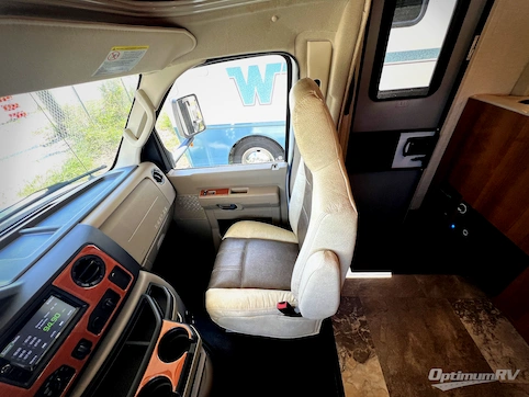 2019 Coachmen Leprechaun 311FS Ford 450 RV Photo 2