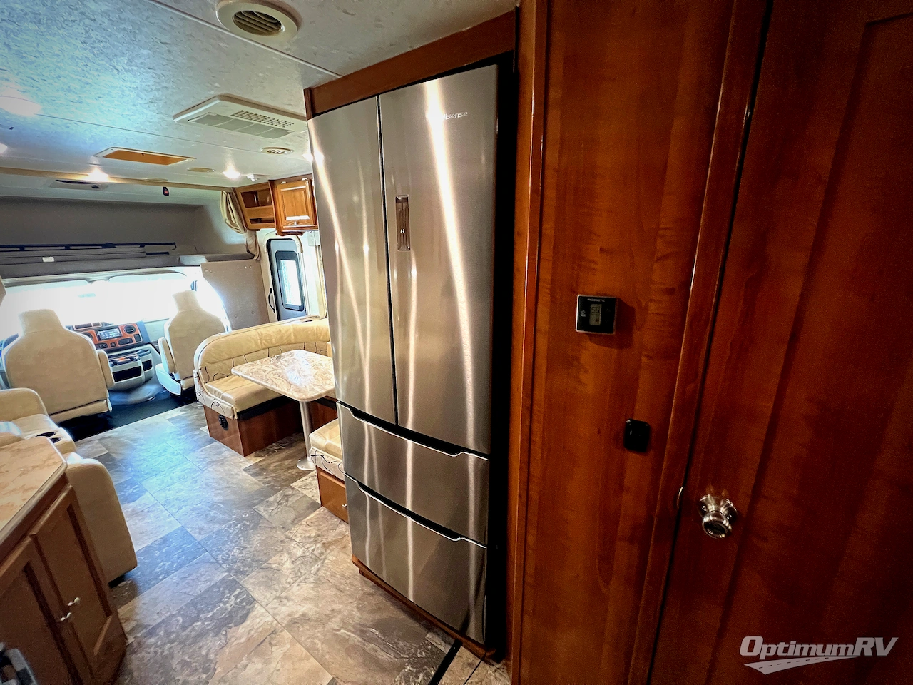 2019 Coachmen Leprechaun 311FS Ford 450 Photo 18
