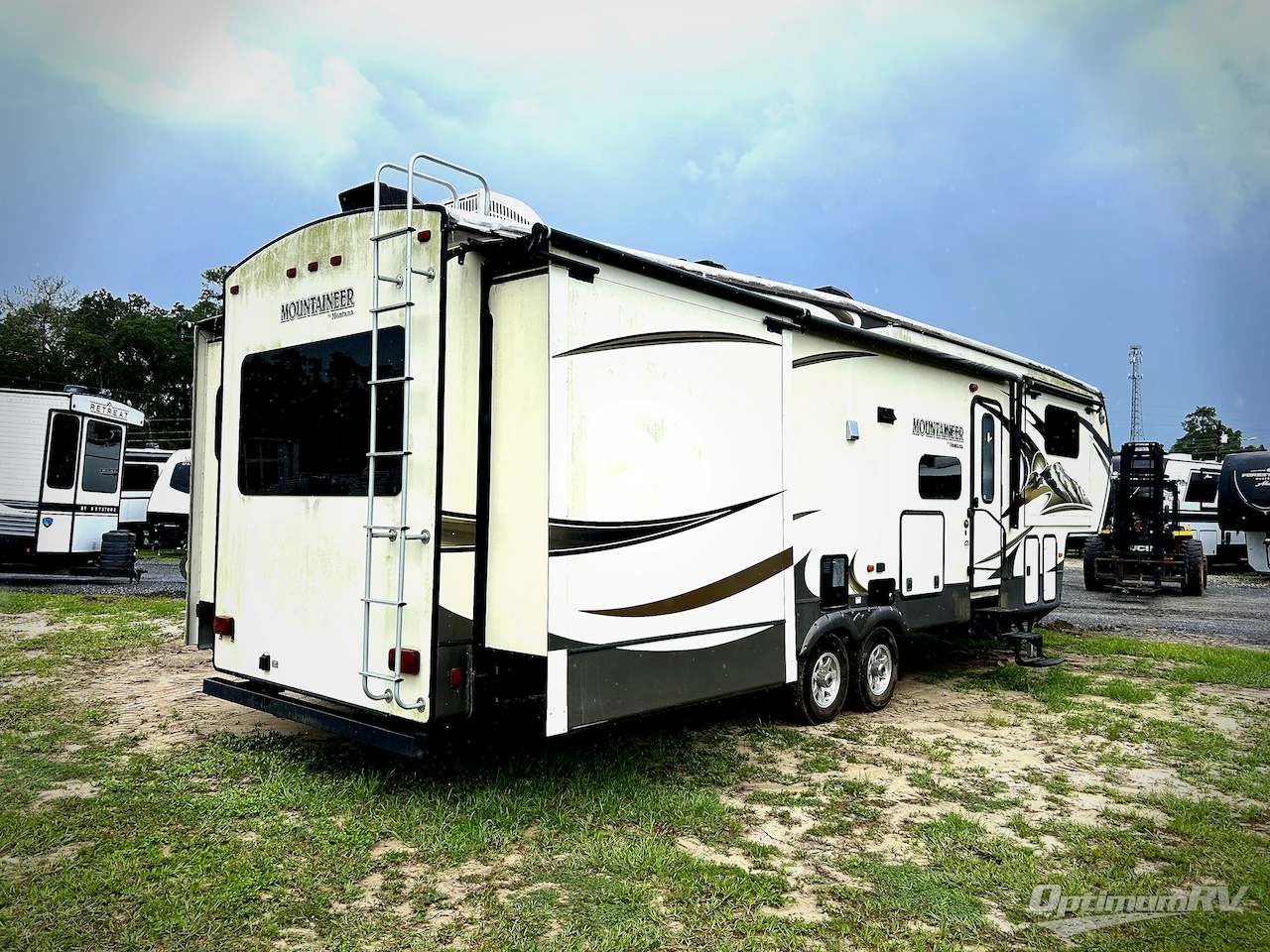 2014 Keystone Mountaineer 375FLF Photo 2