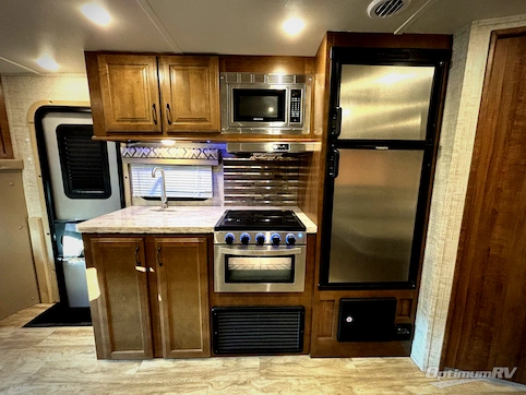 2020 Gulf Stream BT Cruiser 5245 RV Photo 2