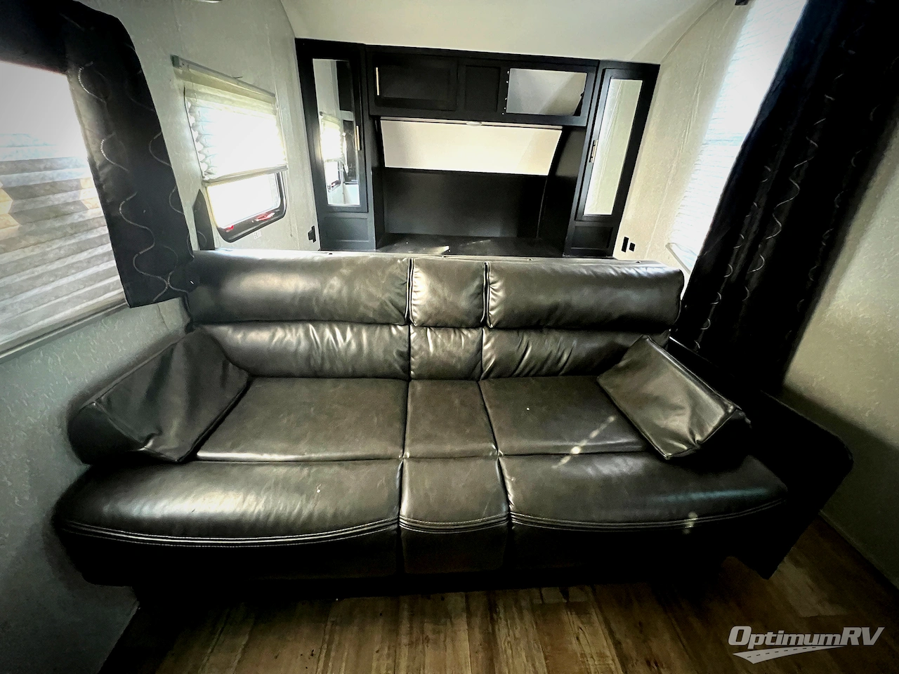 2022 Forest River Cherokee Grey Wolf 26DJSE Photo 7