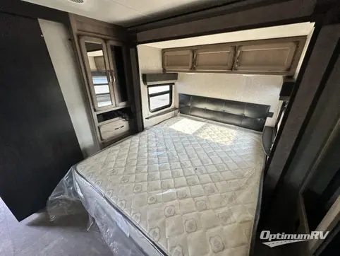 2019 Grand Design Transcend 31RLS RV Photo 4