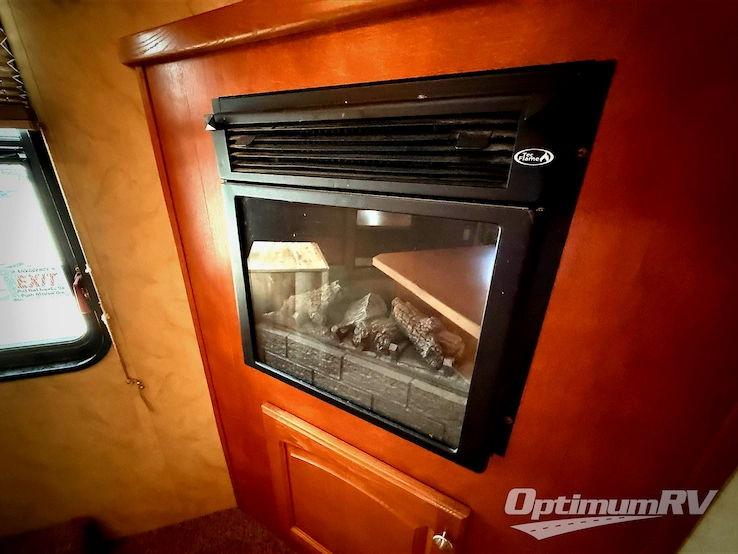 2011 Forest River Cedar Creek Silverback 33L RV Photo 1