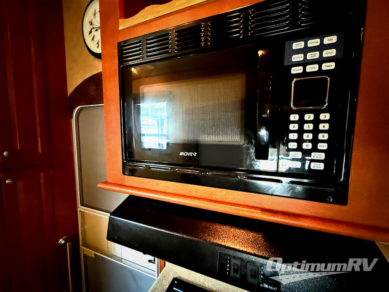 2011 Forest River Cedar Creek Silverback 33L Photo 3