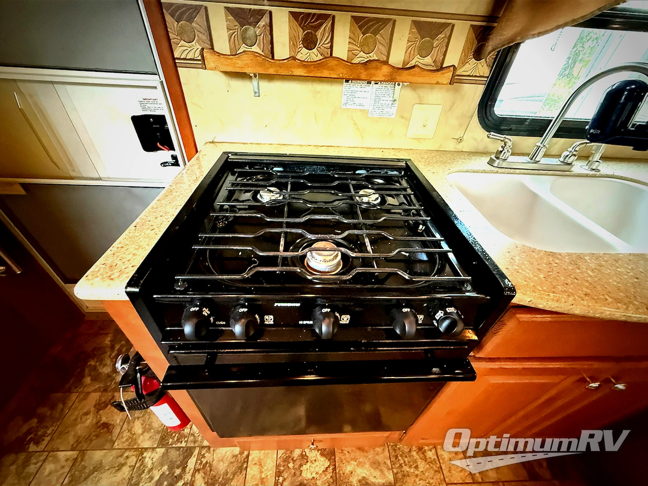 2011 Forest River Cedar Creek Silverback 33L Photo 19