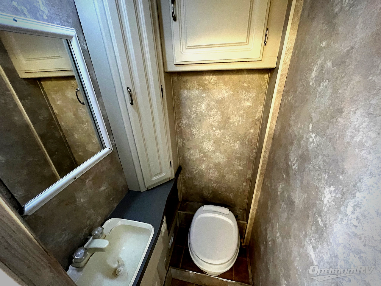 2005 Coachmen Freelander 2890QB Photo 12