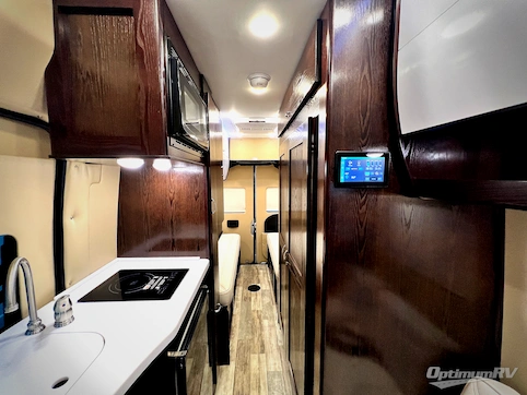 2019 Regency National Traveler - RV Photo 2
