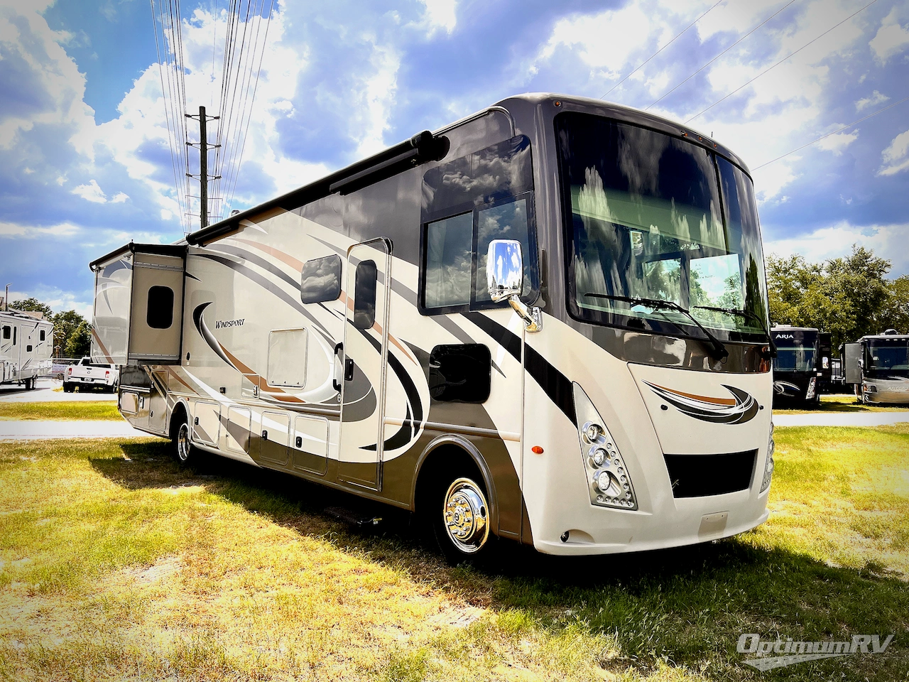 2019 Thor Windsport 35M Photo 1