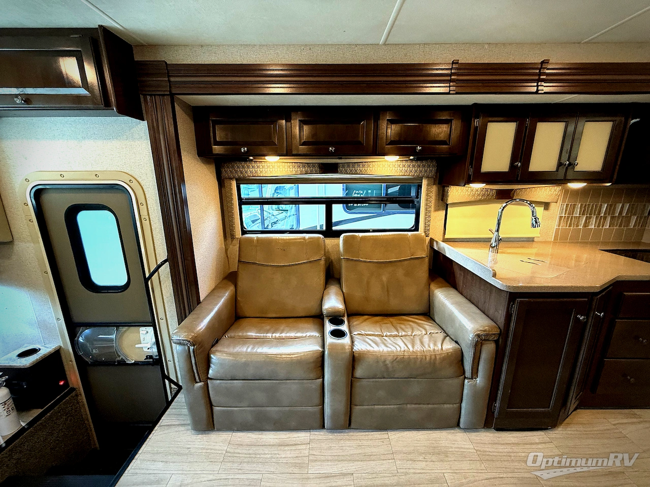 2019 Thor Windsport 34R Photo 6