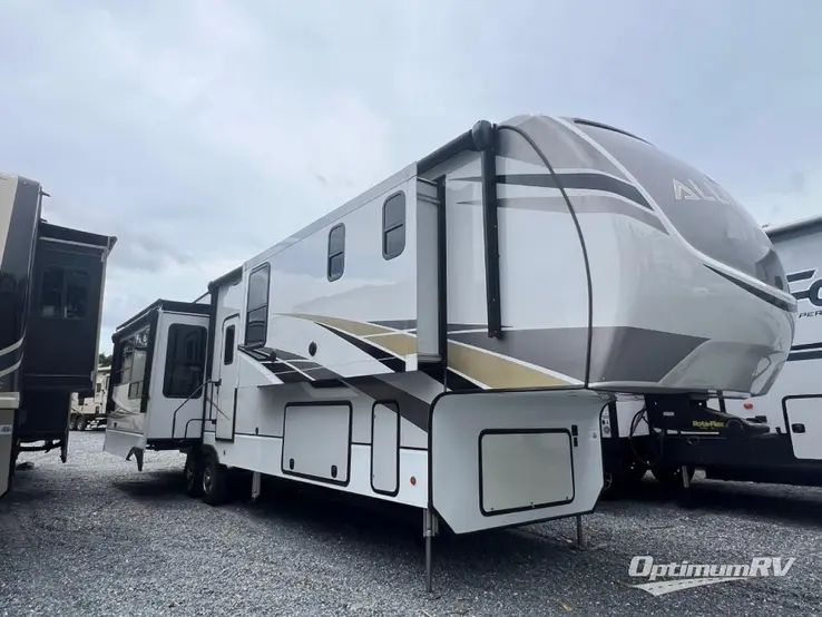 2021 Alliance Paradigm 370FB RV Photo 1