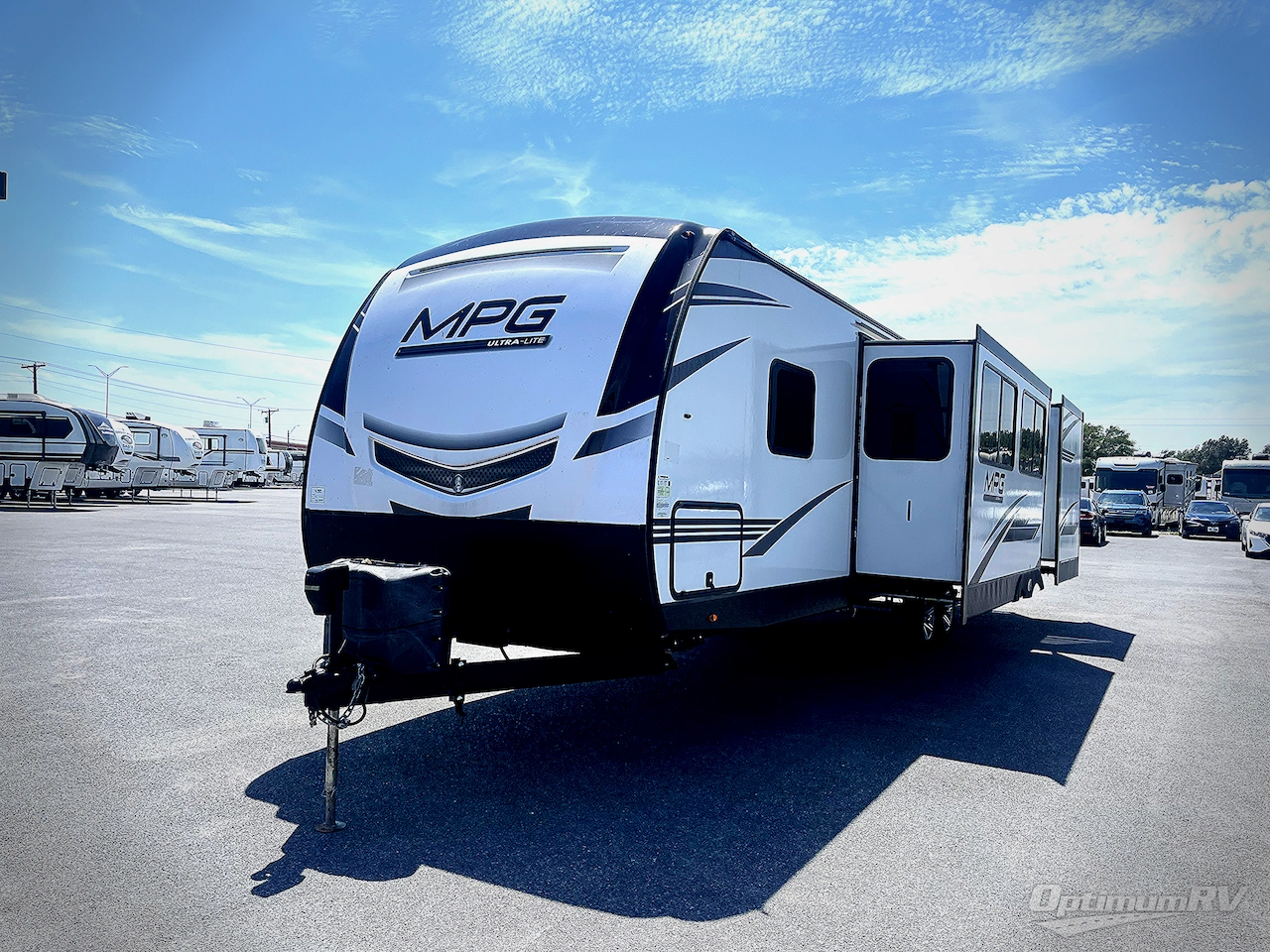 2023 Cruiser MPG 3100BH Photo 2