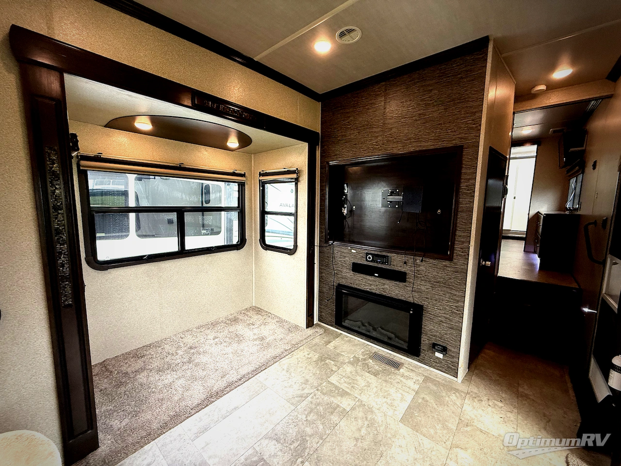 2019 Forest River Cedar Creek Hathaway Edition 38DBRK Photo 6