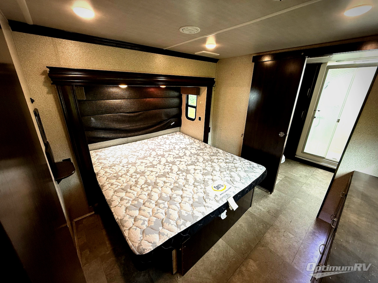 2019 Forest River Cedar Creek Hathaway Edition 38DBRK Photo 14