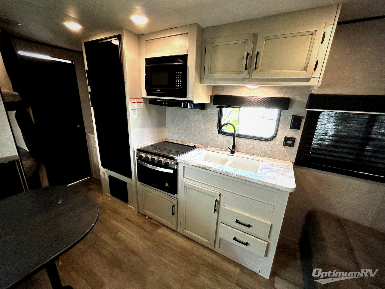 2022 Jayco Jay Flight SLX 8 264BH Photo 9