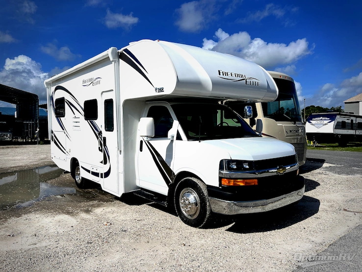 2019 Thor FREEDOM ELITE 22HE RV Photo 1