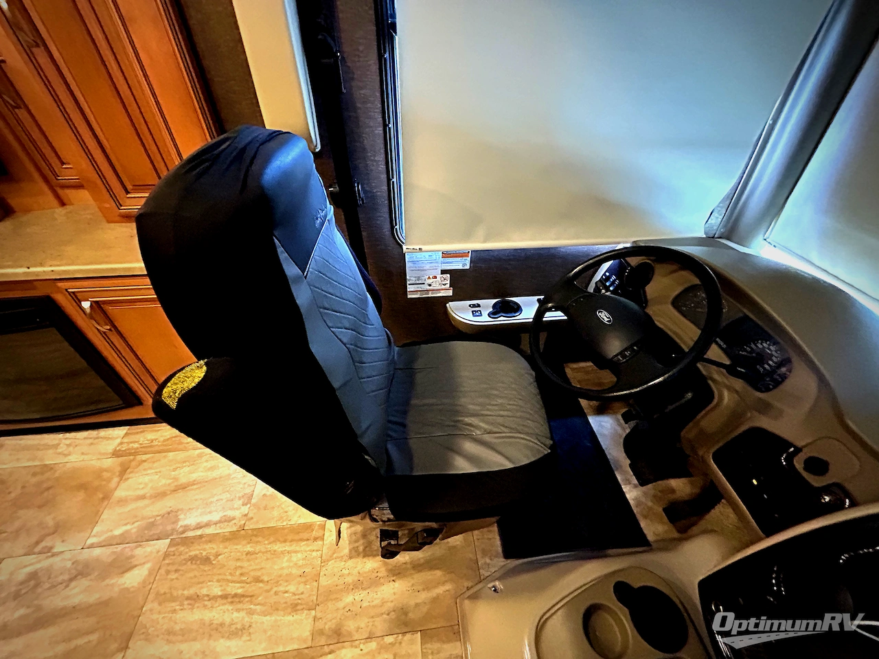 2016 Thor Challenger 37KT Photo 7