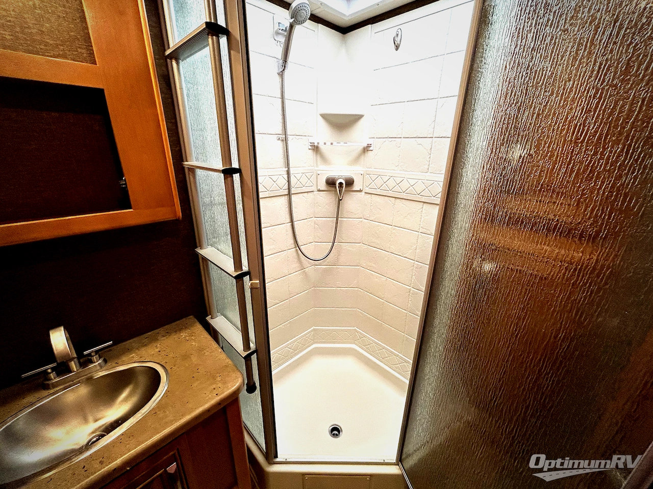 2016 Thor Challenger 37KT Photo 17