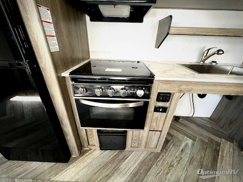 2023 Heartland Trail Runner 341RU RV Photo 3