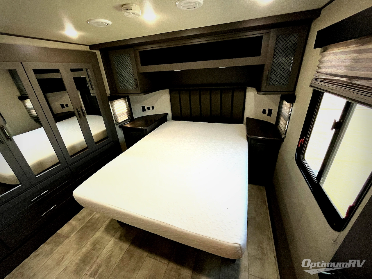 2022 Grand Design Momentum G-Class 350G Photo 19