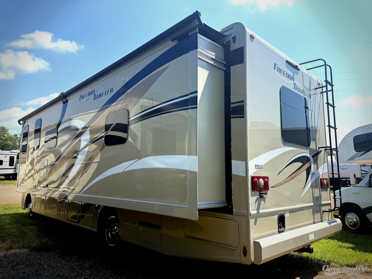 2020 Thor Freedom Traveler A30 Photo 3