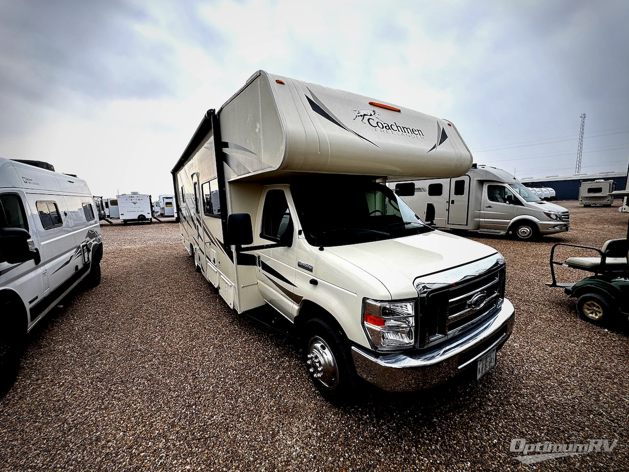 2020 Coachmen Freelander 32DS Ford 450 Photo 1