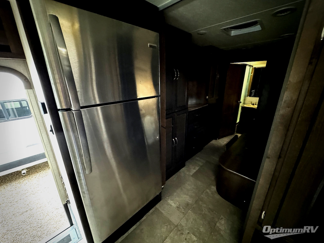 2020 Coachmen Freelander 32DS Ford 450 Photo 12