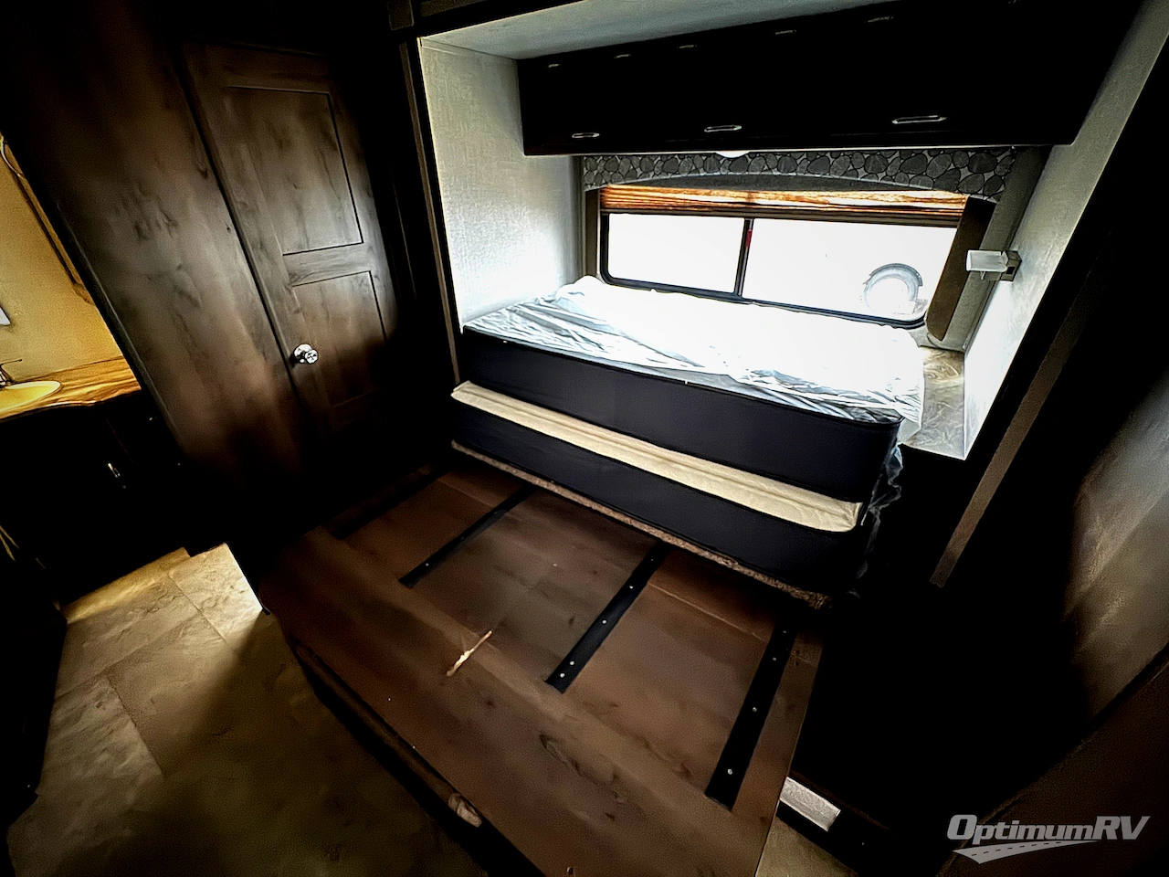 2020 Coachmen Freelander 32DS Ford 450 Photo 15