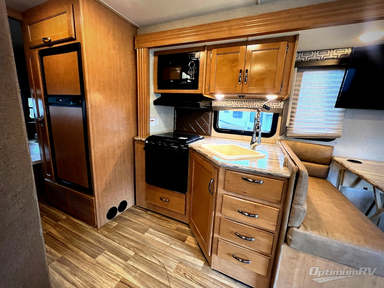 2017 Thor ACE 29.4 Photo 12