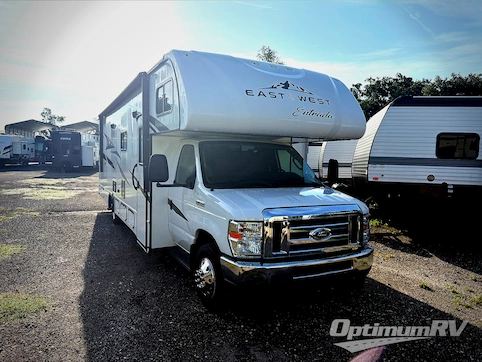 Used 2022 East To West Entrada 2900DS Featured Photo