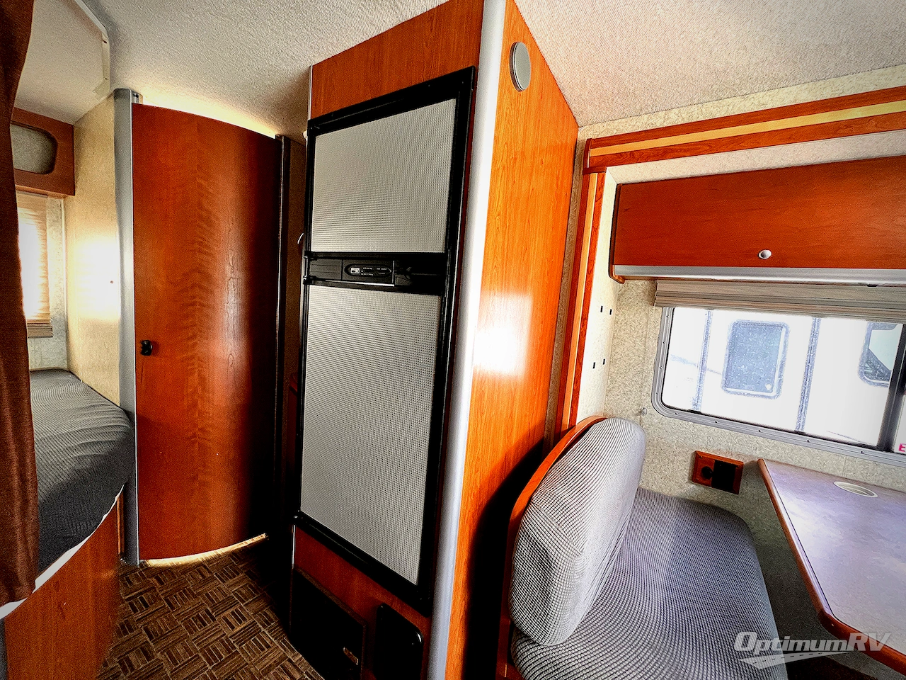 2008 Winnebago View 24J Photo 13