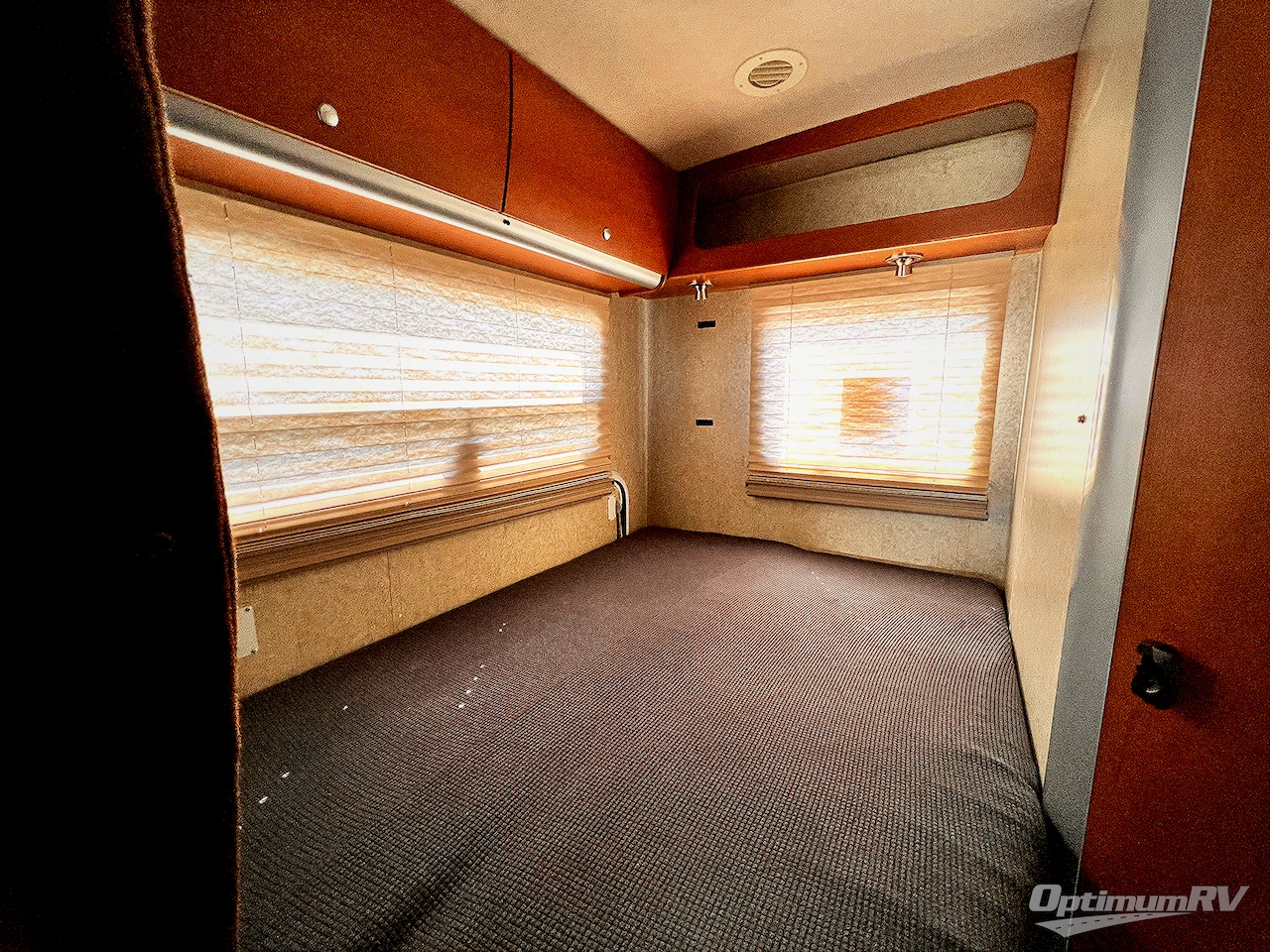 2008 Winnebago View 24J Photo 15