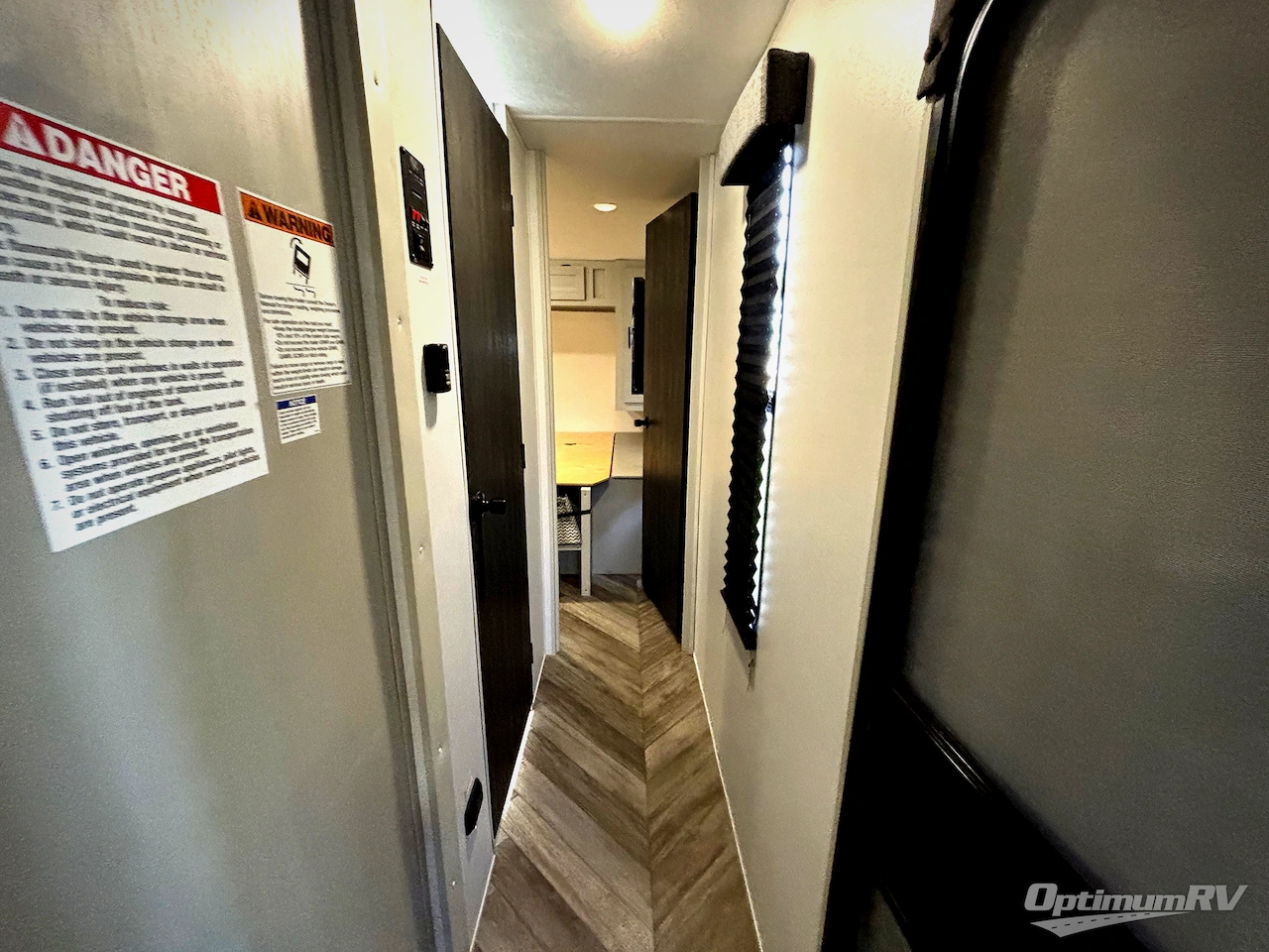 2022 Forest River Salem FSX 270RTKX Photo 7