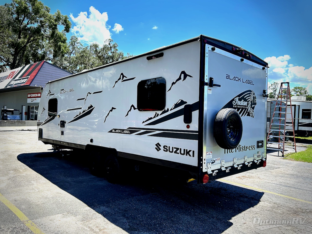 2023 Forest River Cherokee Grey Wolf 22RR Photo 3
