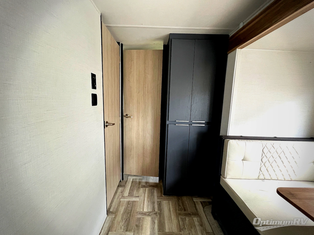 2025 Prime Time Tracer 308BRDLE Photo 17