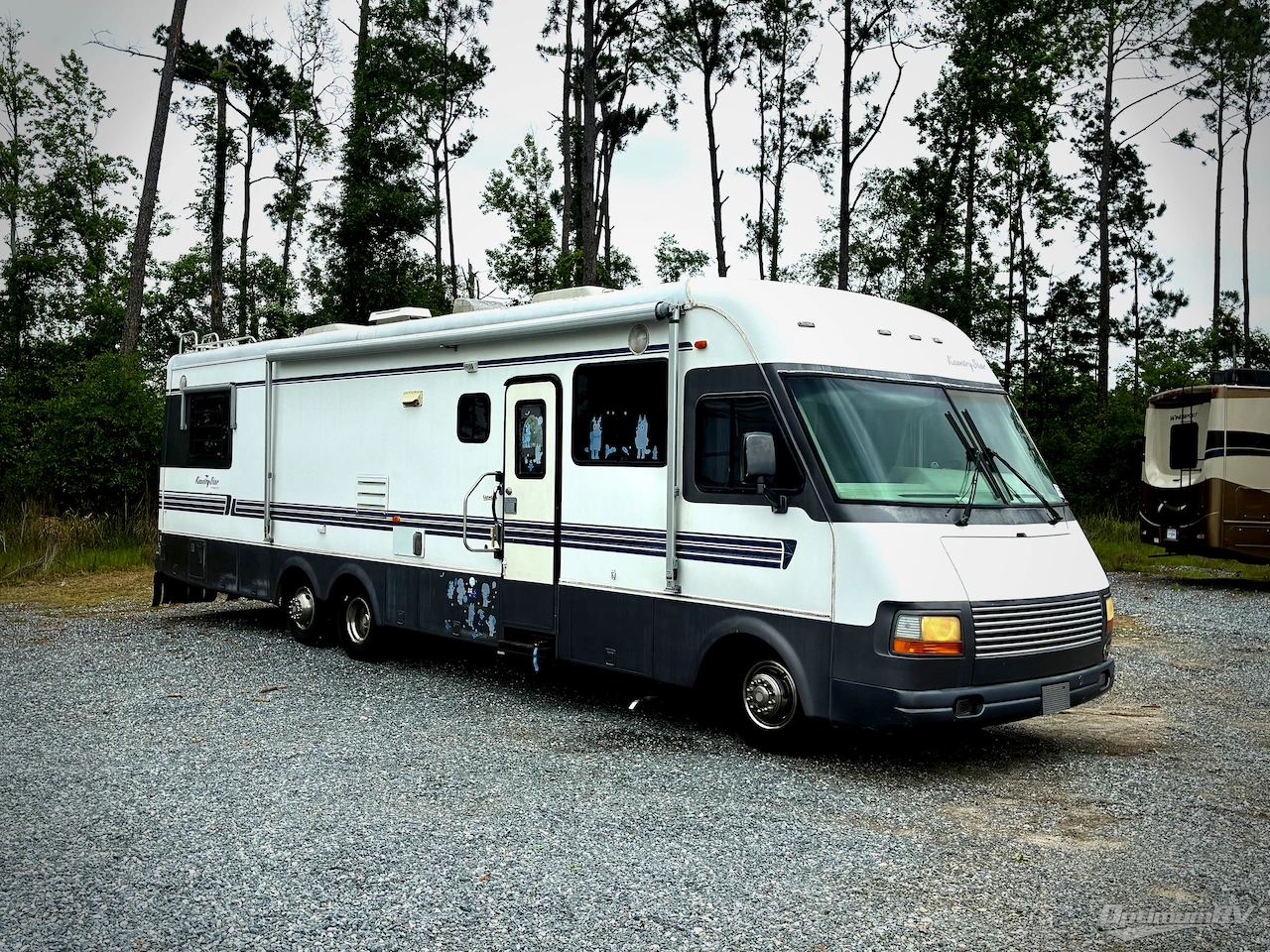 1995 Newmar Kountry Star 3750 Photo 1