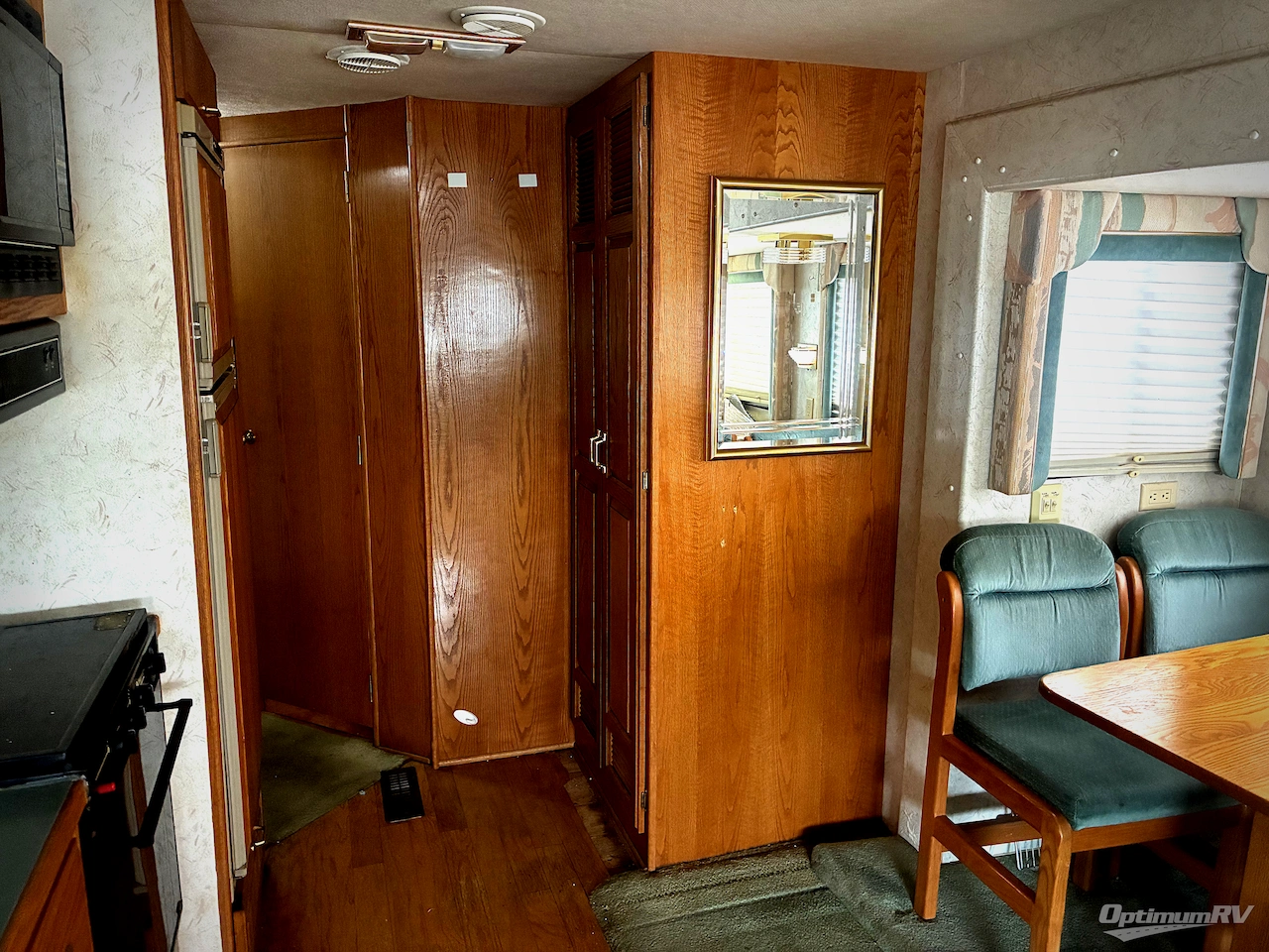 1995 Newmar Kountry Star 3750 Photo 9